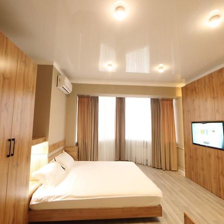 בישקק Cozy Hostel מראה חיצוני תמונה