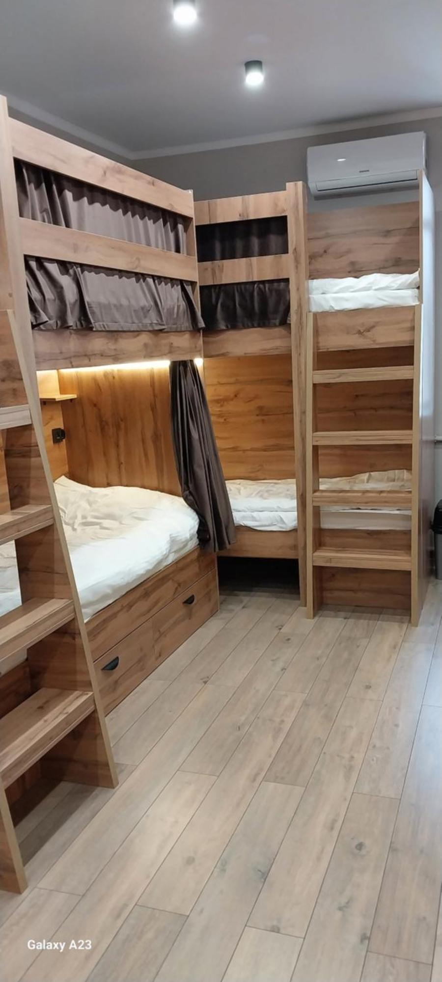 בישקק Cozy Hostel מראה חיצוני תמונה