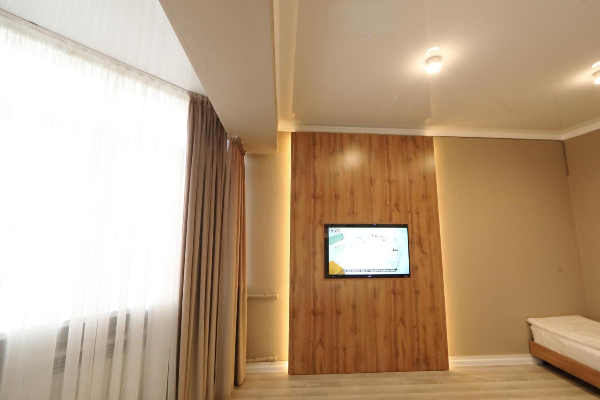 בישקק Cozy Hostel מראה חיצוני תמונה