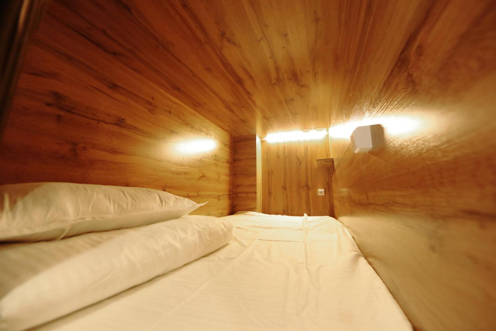 בישקק Cozy Hostel מראה חיצוני תמונה